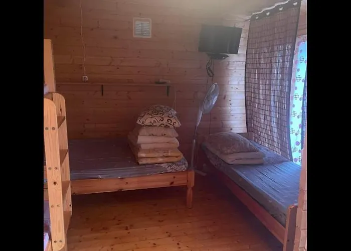 домик на берегу чудского озера 캠프장