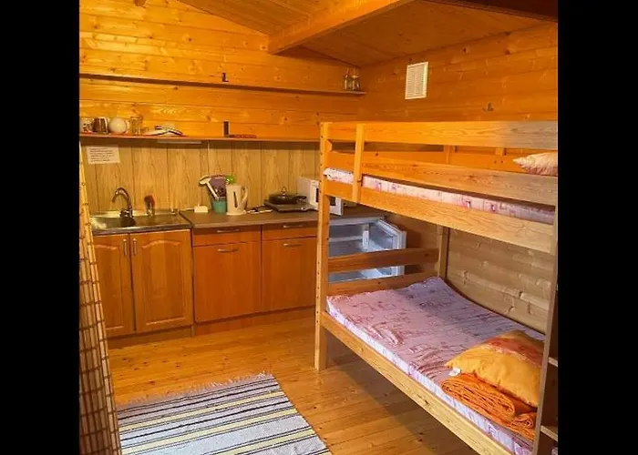 캠프장 домик на берегу чудского озера *